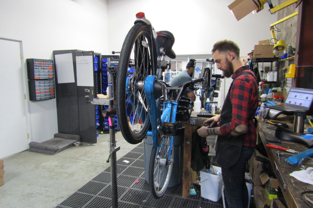 Inside the Indego Bike Shop – Indego